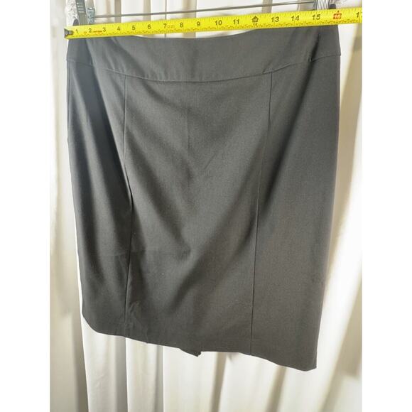 New York & Co Pencil Skirt w/ Pleated Back Slit, Black, Sz: 8, 64-56 - Picture 13 of 16